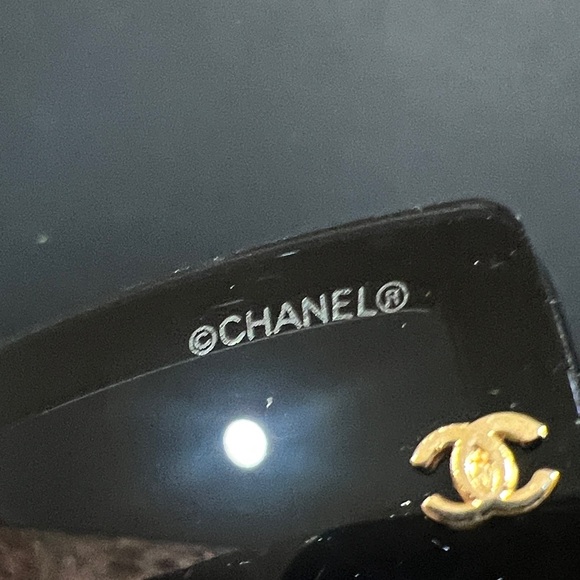 New CHANEL Elegant Auth.Black Sunglasses all accessories included - Picture 7 of 13
